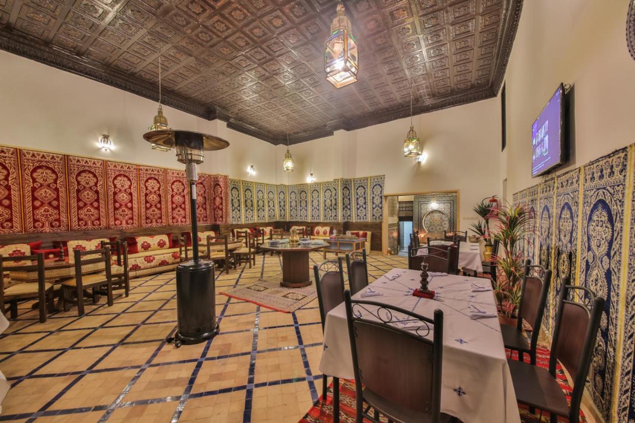 Palais Antique Fez